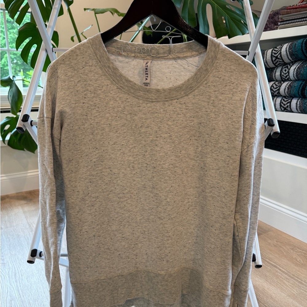 Athleta Long Sleeve Sweatshirt